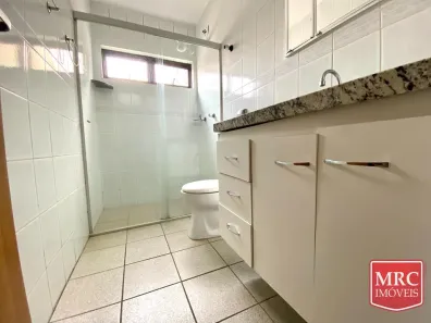Casa com 3 Quartos para alugar, 250m² no Setor Habitacional Jardim Botânico, Brasília