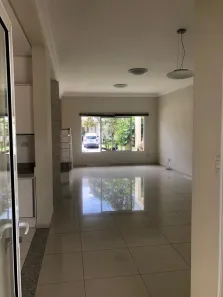 Casa de Condomínio com 3 Quartos para alugar, 240m² no , Tremembé