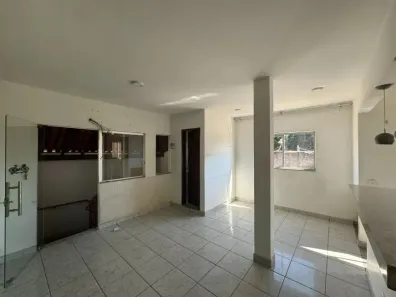Imóvel Comercial com 2 Quartos para alugar, 185m² no São João Batista, Santa Luzia
