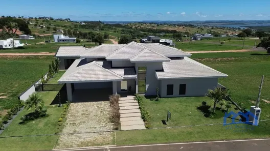 Casa de Condomínio com 4 Quartos à venda, 900m² no Riviera de Santa Cristina Xlll, Paranapanema