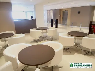 Sala Comercial à venda, 52m² no Cristo Redentor, Caxias do Sul
