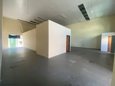 Sala Comercial para alugar, 183m² no Jardim Flora III, Campo Mourão