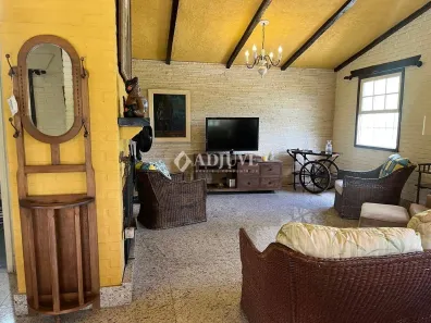 Casa de Condomínio com 4 Quartos para alugar, 306m² no Itaipava, Petrópolis