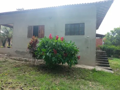 Casa com 2 Quartos para alugar, 60m² no Tres Vendas, Araruama