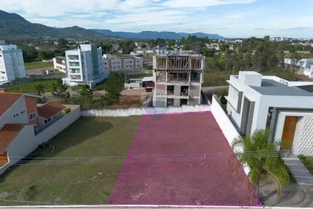 Lote/Terreno à venda, 405m² no Camobi, Santa Maria