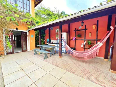 Casa com 5 Quartos à venda, 240m² no Guaiúba, Guarujá