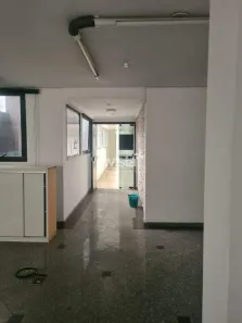 Sala Comercial para alugar, 110m² no Centro, Santos