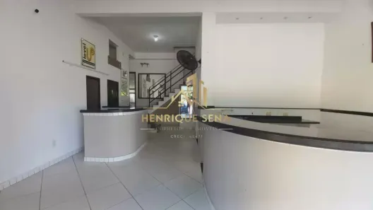 Prédio Comercial para alugar, 200m² no Centro, São Pedro da Aldeia