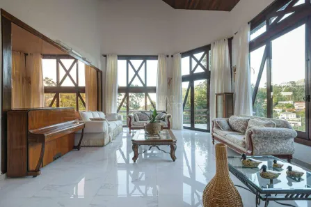 Imóvel Comercial com 7 Quartos para alugar, 700m² no Mangabeiras, Belo Horizonte