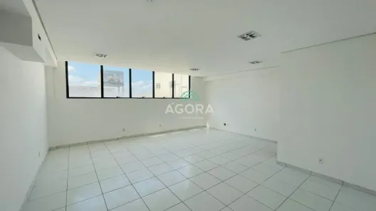 Sala Comercial para alugar, 32m² no Mathias Velho, Canoas