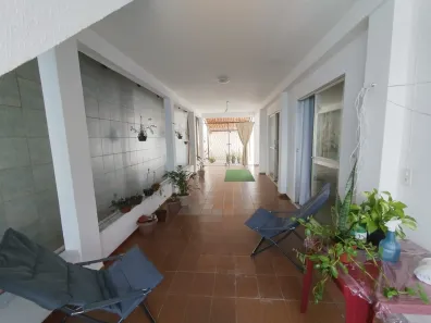 Sobrado com 5 Quartos à venda, 244m² no Ponta Negra, Natal