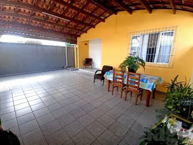Casa com 3 Quartos à venda, 144m² no Jardim Santa Maria, Guarujá