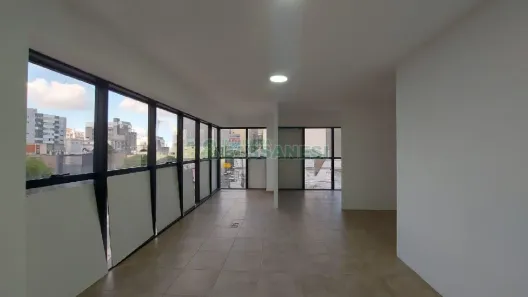 Sala Comercial à venda, 74m² no São Pelegrino, Caxias do Sul
