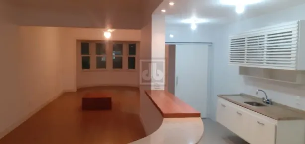 Apartamento com 3 Quartos à venda, 130m² no Leme, Rio de Janeiro