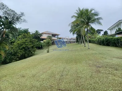 Casa de Condomínio com 6 Quartos para venda ou aluguel, 1250m² no Portão, Lauro de Freitas