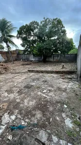 Sobrado com 4 Quartos à venda, 300m² no Candelária, Natal