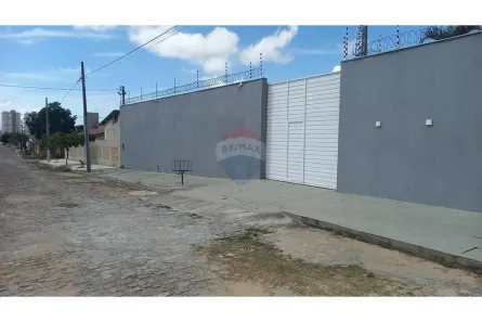 Galpão/Depósito/Armazém para alugar, 750m² no Candelária, Natal