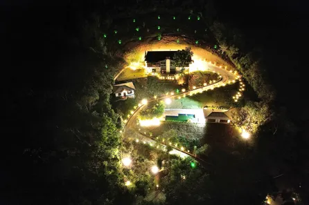 Casa de Condomínio com 8 Quartos para alugar, 8000m² no Samambaia, Petrópolis