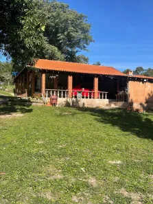 Fazenda/Sítio com 3 Quartos à venda, 200m² no Centro, Piratininga