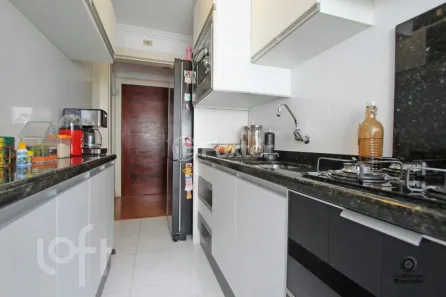 Apartamento com 2 Quartos à venda, 57m² no Humaitá, Porto Alegre
