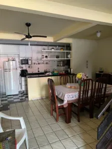 Sobrado com 3 Quartos à venda, 106m² no Centro, Matinhos