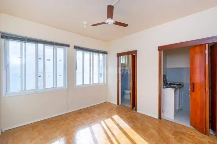 Kitnet com 1 Quarto para alugar, 30m² no Centro Histórico, Porto Alegre