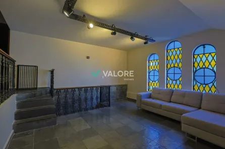 Casa com 6 Quartos para alugar, 387m² no Santo Antônio, Belo Horizonte