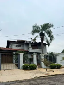 Sobrado com 3 Quartos para alugar, 295m² no Igara, Canoas