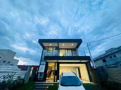 Casa de Condomínio com 4 Quartos à venda, 300m² no Vila Rosa, Goiânia