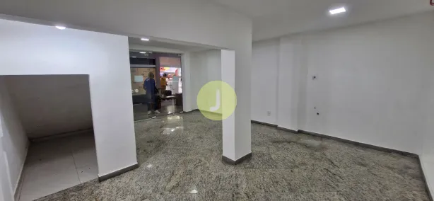 Ponto Comercial para alugar, 30m² no Campo Grande, Rio de Janeiro