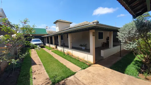 Casa com 3 Quartos à venda, 218m² no São Sebastião da Serra, Brotas