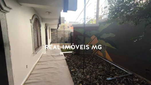 Casa com 6 Quartos para alugar, 500m² no Santo Antônio, Belo Horizonte