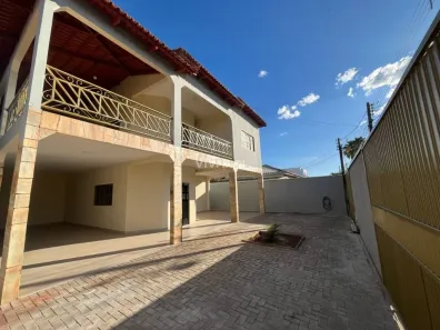 Sobrado com 4 Quartos para alugar, 286m² no Plano Diretor Sul, Palmas
