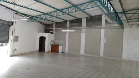 Ponto Comercial à venda, 412m² no Vila Santa Terezinha, Várzea Paulista