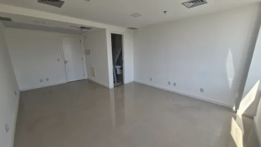 Sala Comercial para alugar, 26m² no Barra Olímpica, Rio de Janeiro