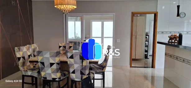 Casa de Condomínio com 3 Quartos para alugar, 160m² no Vila Bossi, Louveira
