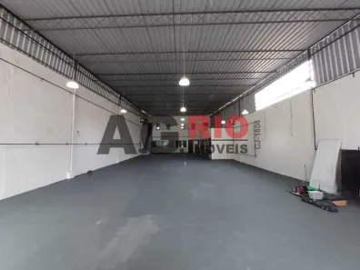 Galpão/Depósito/Armazém para alugar, 500m² no Oswaldo Cruz, Rio de Janeiro