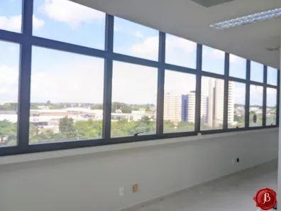 Sala Comercial com 3 Quartos para alugar, 99m² no Chapada, Manaus