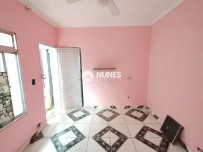 Casa com 3 Quartos para alugar, 61m² no Centro, Carapicuíba
