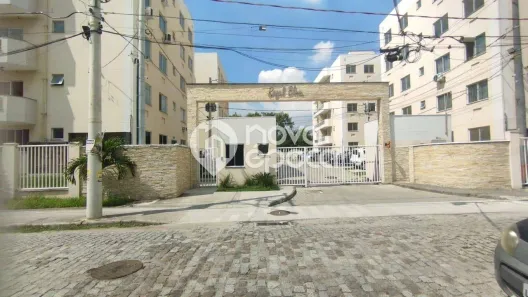 Apartamento com 2 Quartos à venda, 57m² no Bangu, Rio de Janeiro