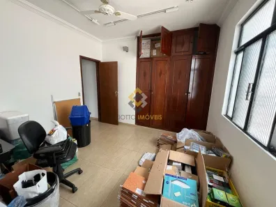 Imóvel Comercial com 3 Quartos para alugar, 250m² no Indaiá, Belo Horizonte
