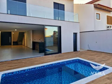 Casa de Condomínio com 3 Quartos para venda ou aluguel, 240m² no Granja Olga I, Sorocaba