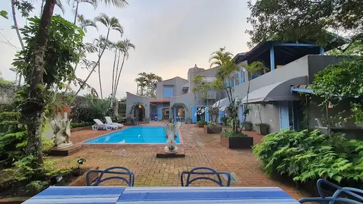 Casa com 5 Quartos para alugar, 487m² no Balneário Praia do Pernambuco, Guarujá