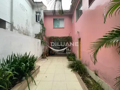 Casa com 3 Quartos à venda, 236m² no Humaitá, Rio de Janeiro