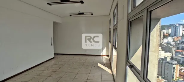 Sala Comercial para alugar, 30m² no Cidade Jardim, Belo Horizonte