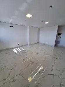 Sala Comercial à venda, 35m² no Centro, Anápolis
