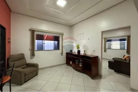 Casa com 2 Quartos à venda, 180m² no Setor Carajá, Araguaína
