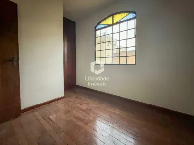 Casa com 3 Quartos à venda, 115m² no Caiçara-Adelaide, Belo Horizonte