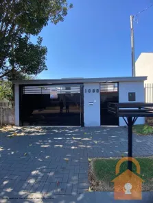 Casa com 3 Quartos para alugar, 175m² no Jardim Copacabana, Campo Mourão