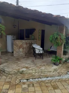 Sobrado com 4 Quartos à venda, 288m² no Ponta Negra, Natal